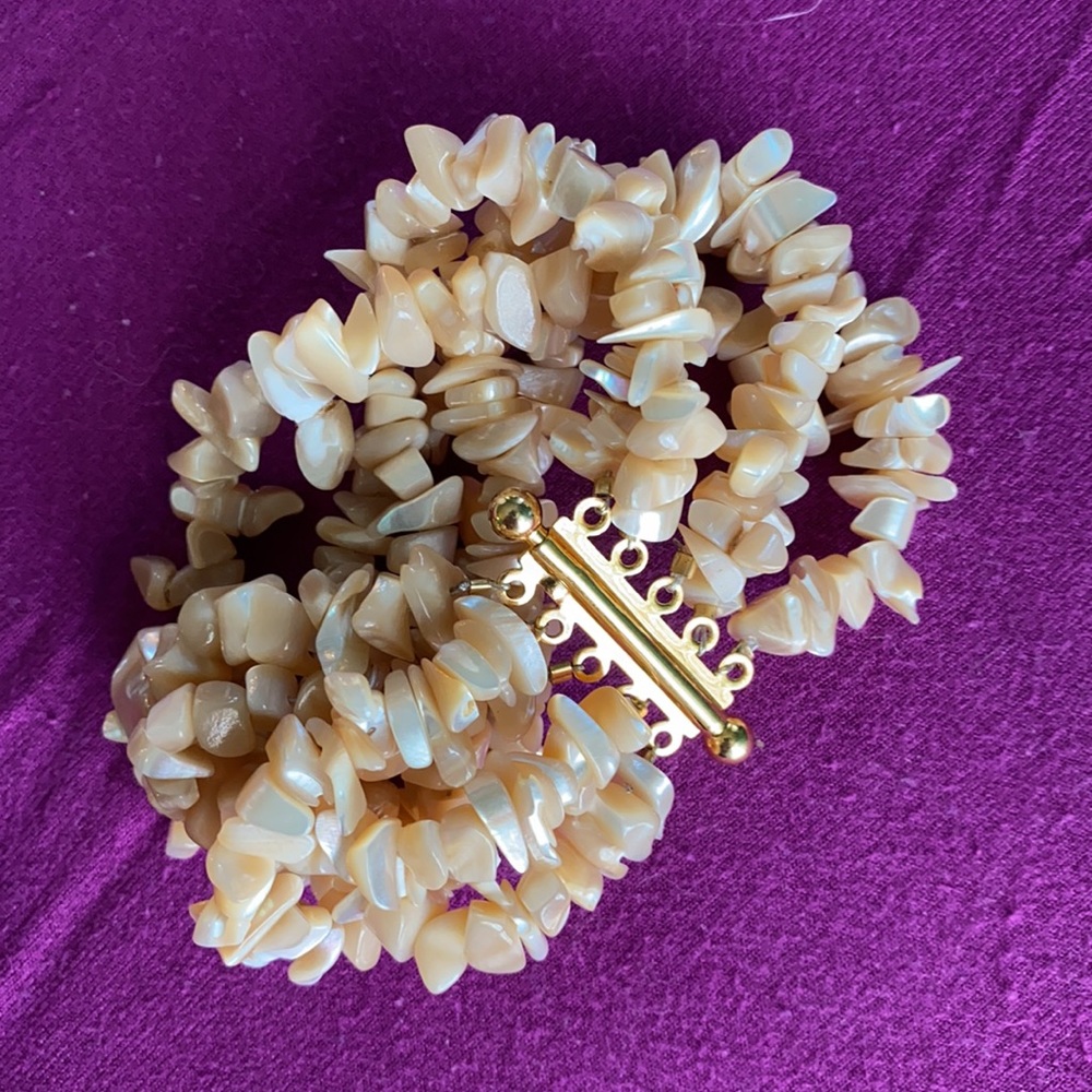 MOP torsade necklace, clip earrings, bracelet - Picture 8 of 8